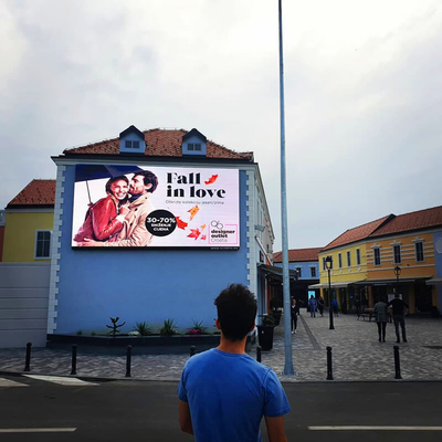 Beli HD P4 Waterproof Outdoor Advertising LED Display Elektronik Digital Billboard Warna Penuh online manufacture